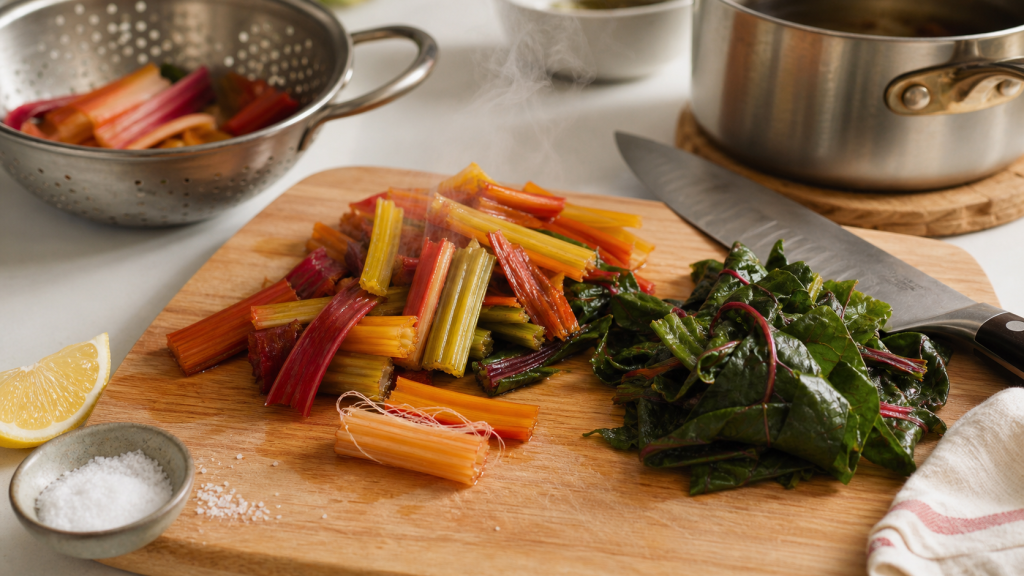 Cuisson cote de blette : eau 20 min, vapeur 15 min, sans fils